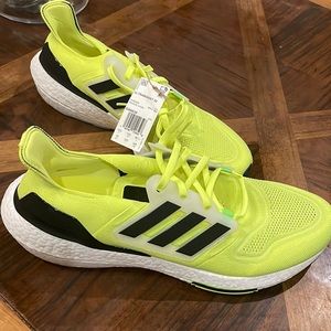 (New) Adidas Men's Ultraboost 22 Running Shoe